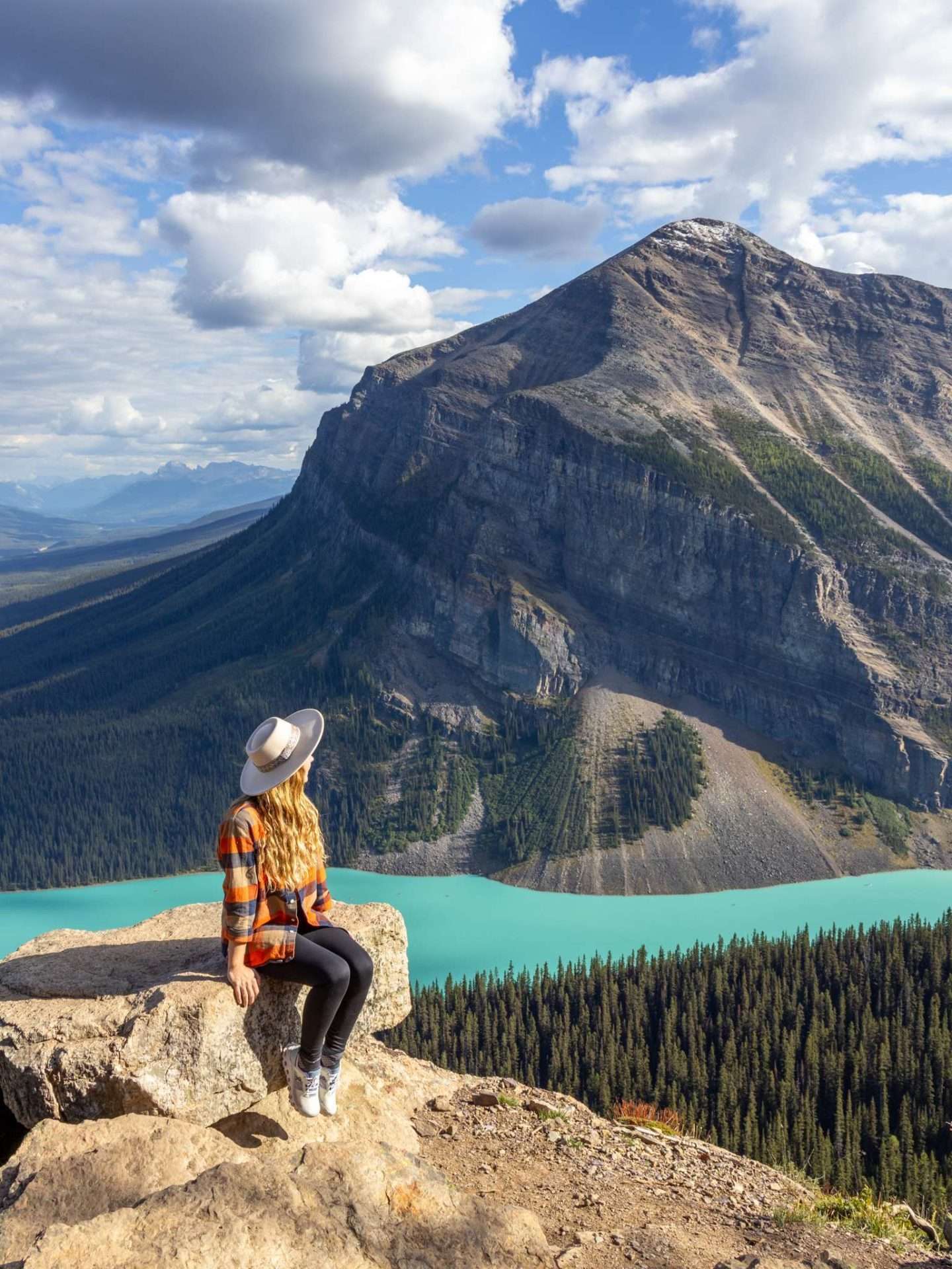 lake louise canada
