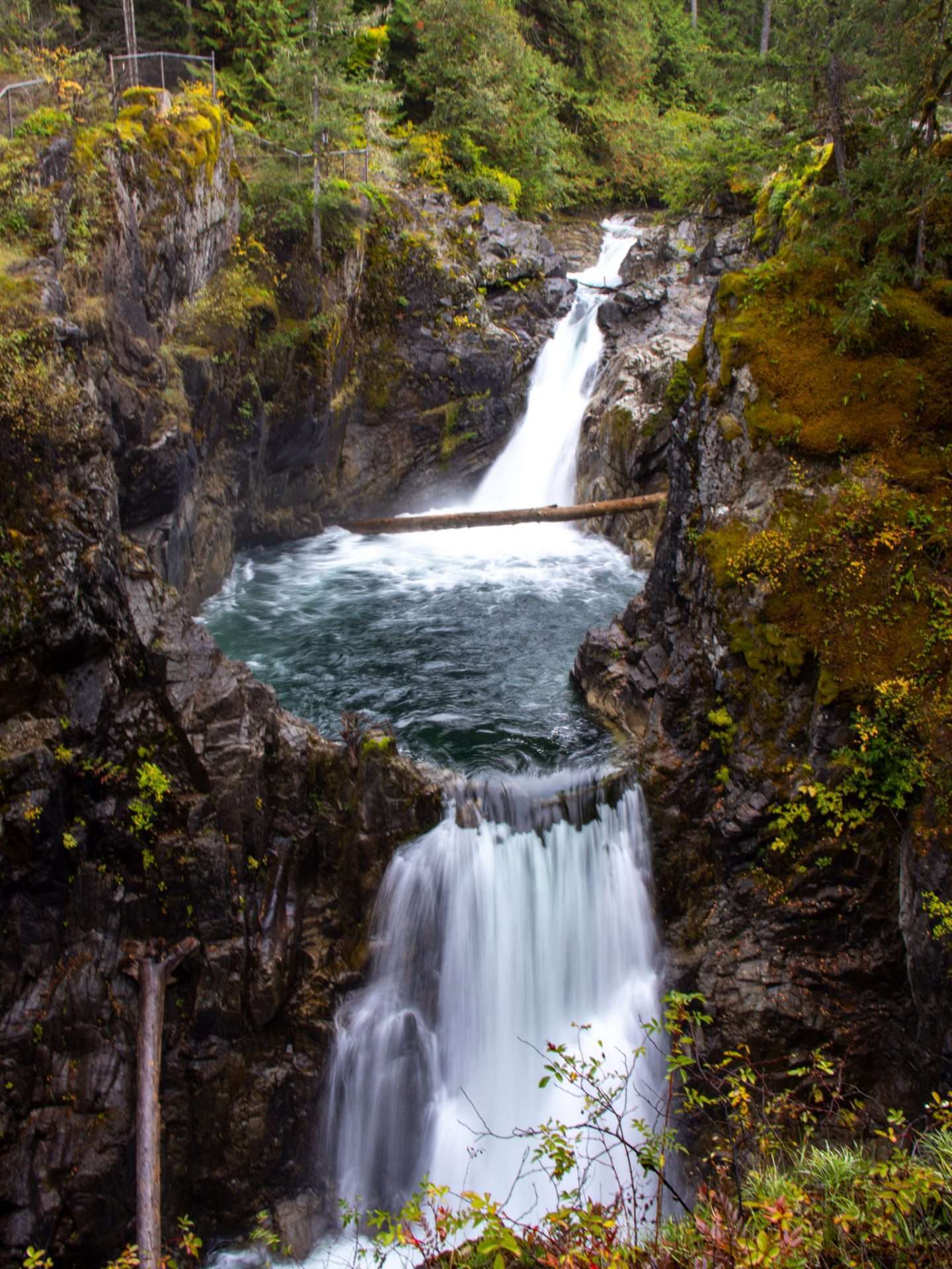 little qualiqum falls vancouver island