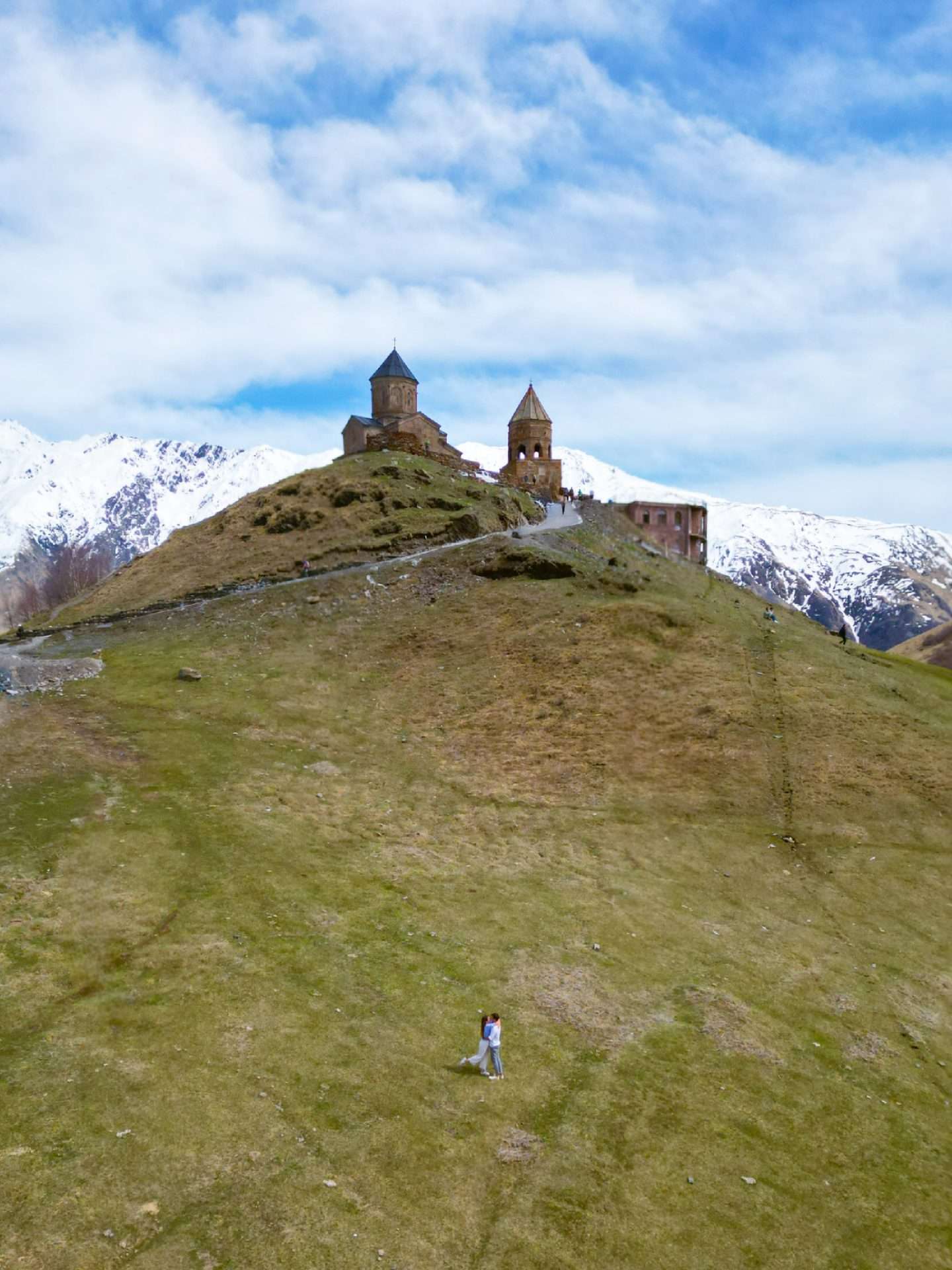 drone gergeti kerk