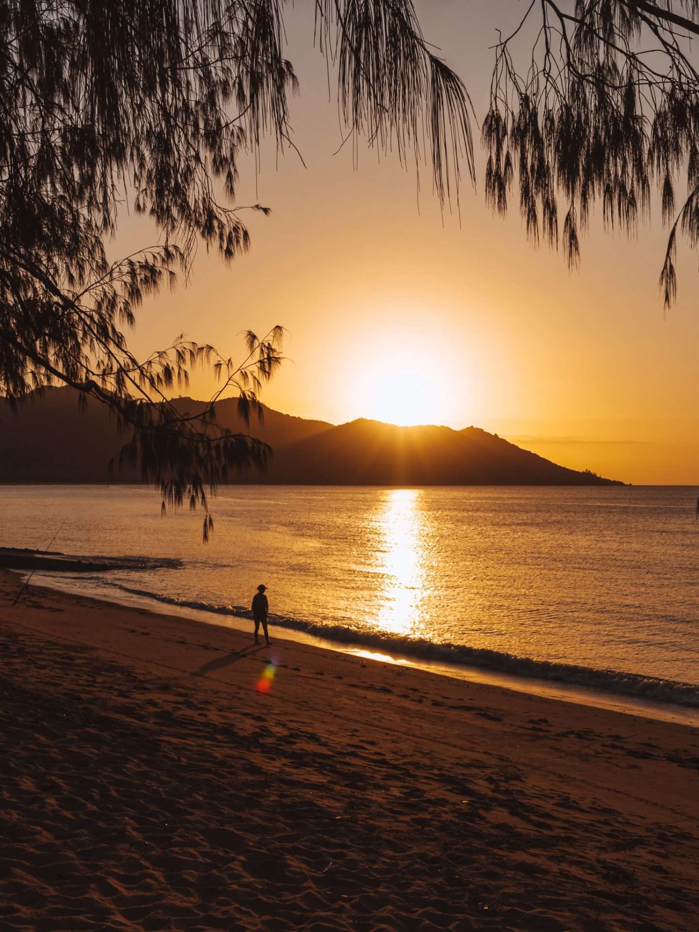 zonsondergang magnetic island