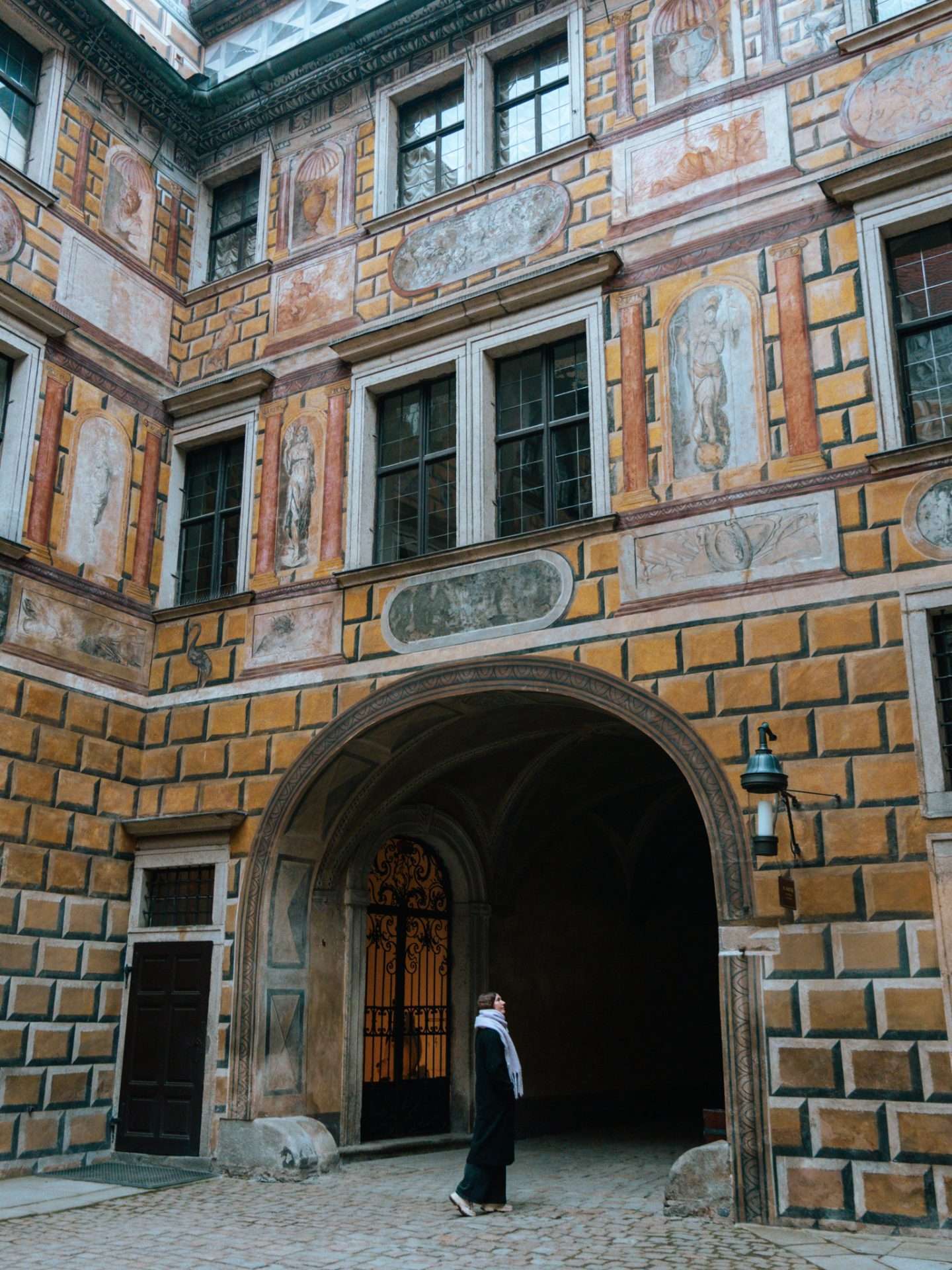 cesky krumlov kasteel binnenplein