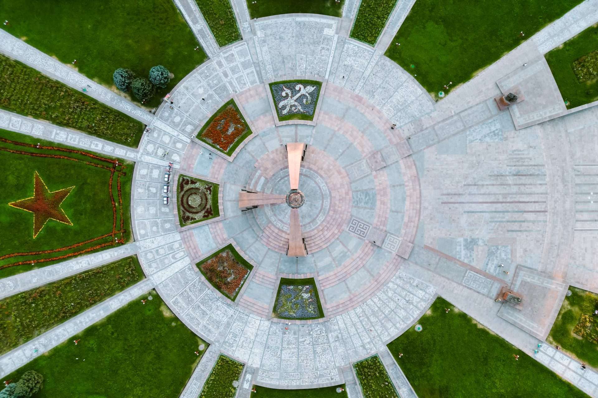 drone victory square