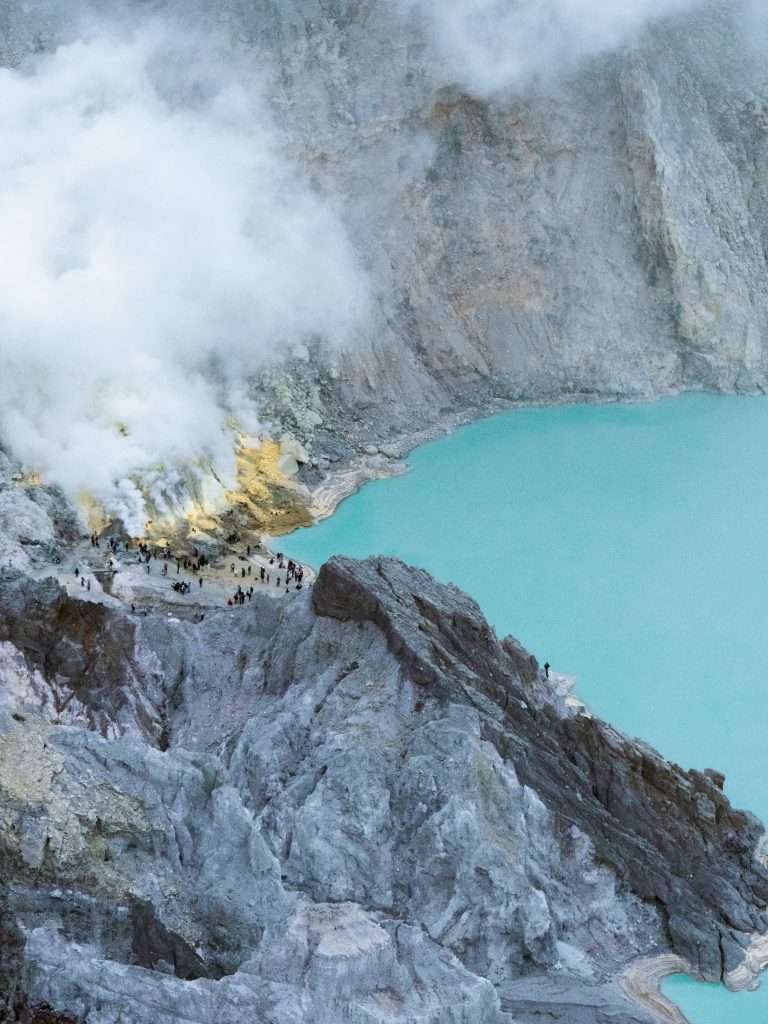 kawah ijen java