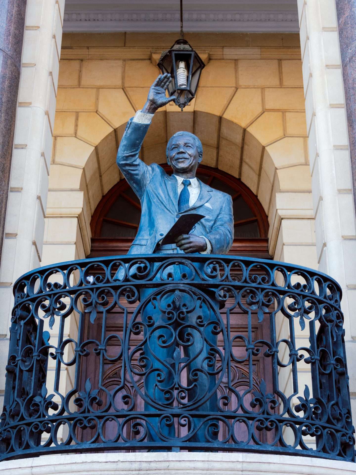 nelson mandela standbeeld kaapstad
