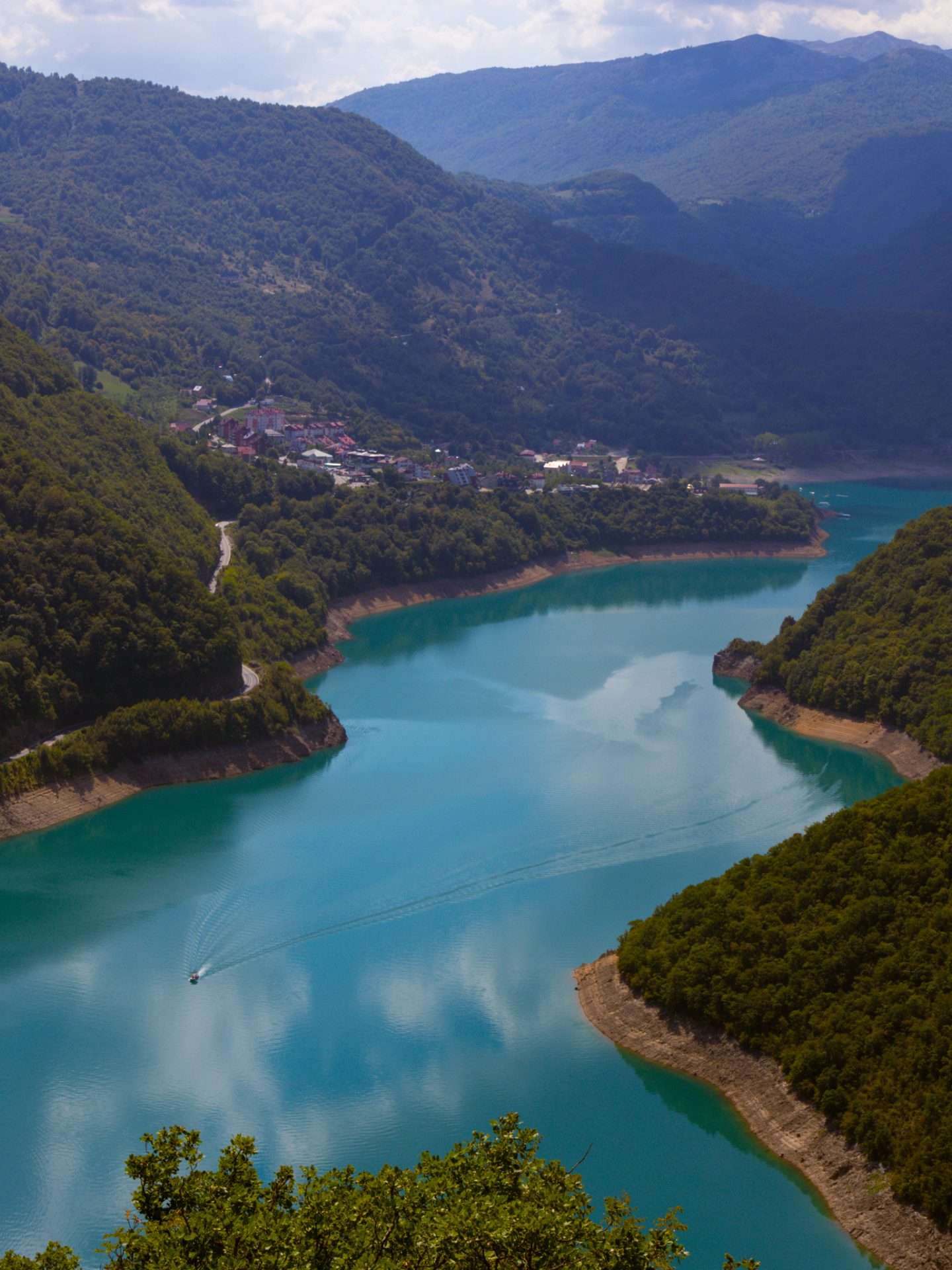 tara canyon montenegro