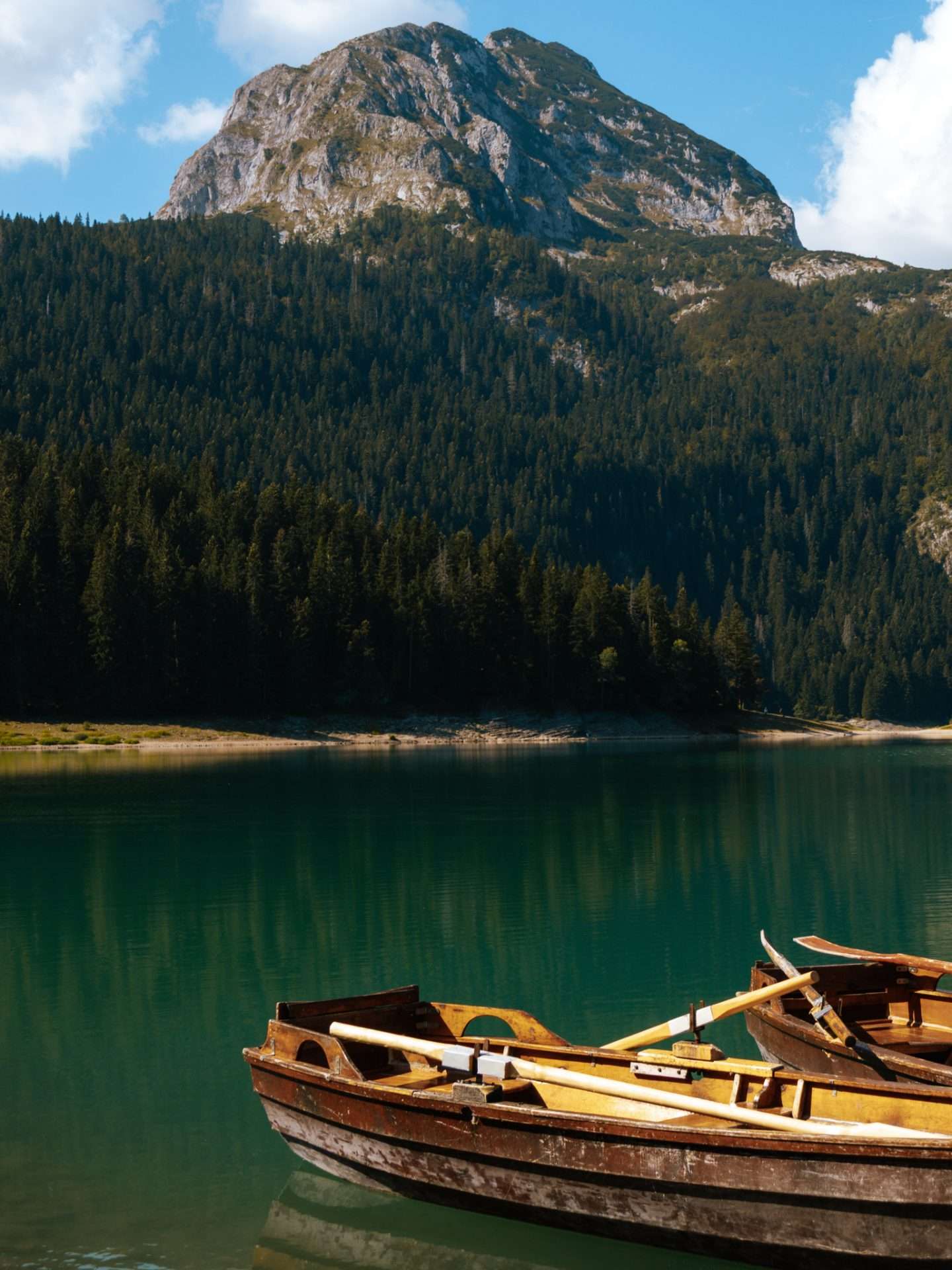 crno jezero durmitor