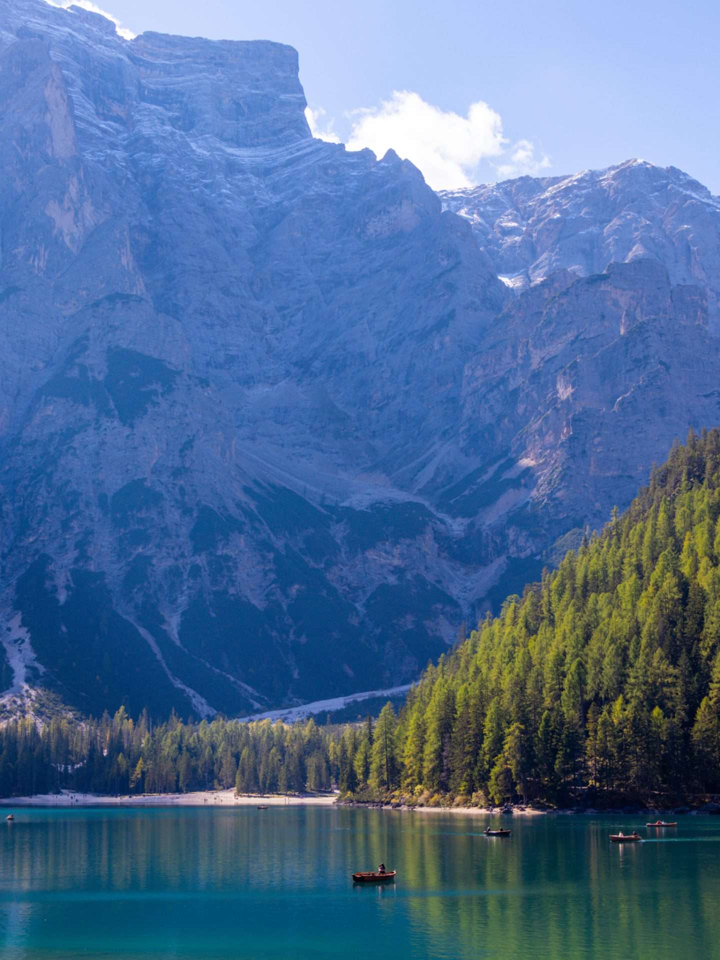 bootje varen lago di braies