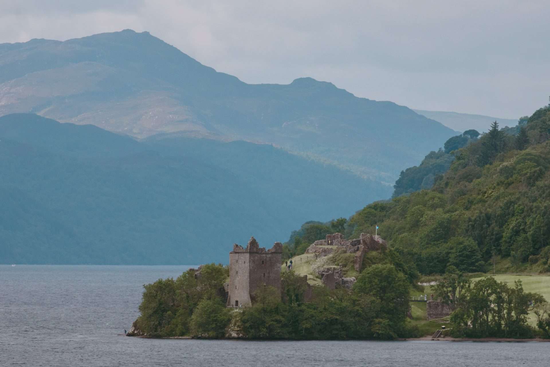 urquhart castle